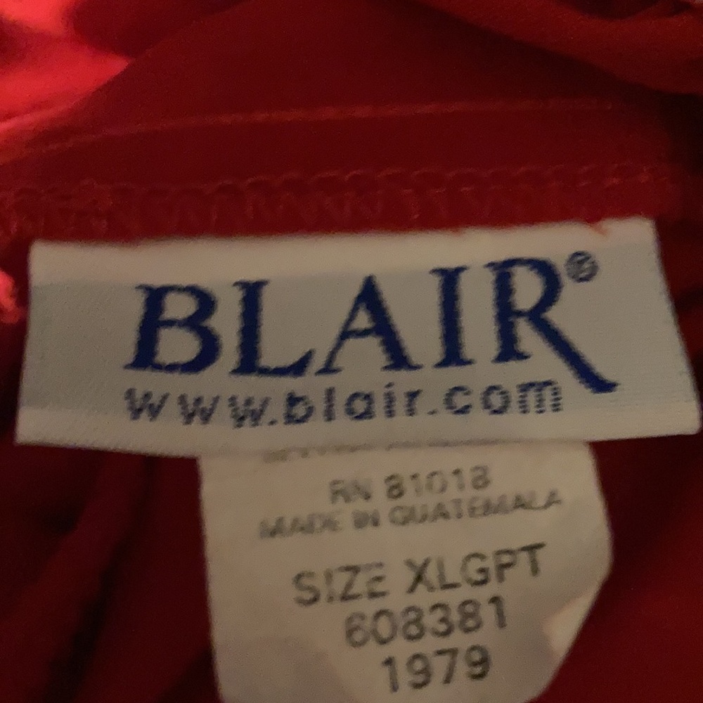 Red pants - Picture 4 of 4